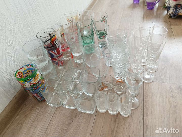 Стаканы разные
