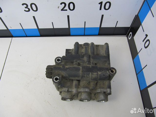 Кран уровня пола главный Mercedes Benz Actros MP3