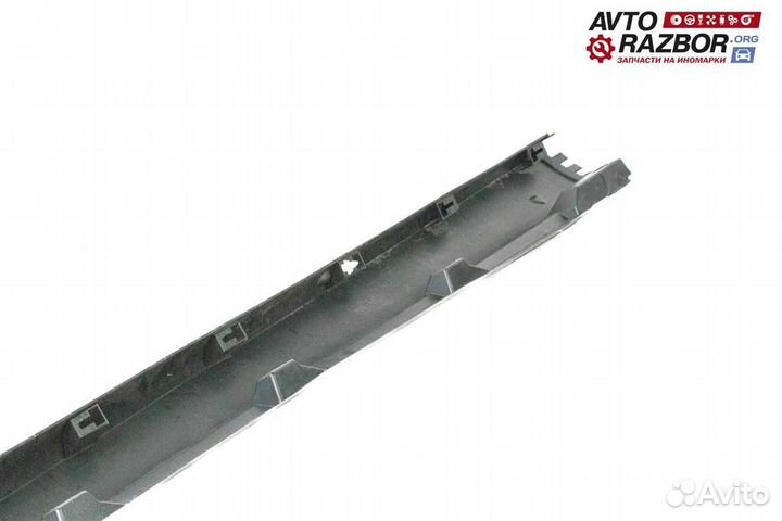 Накладка на порог (наружная) VW Passat (B6) 2005