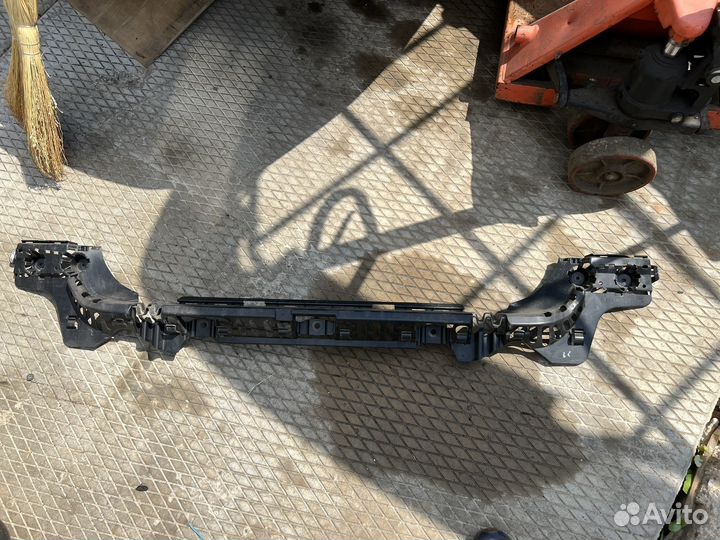 Кронштейн заднего бампера BMW F30 М-пакет