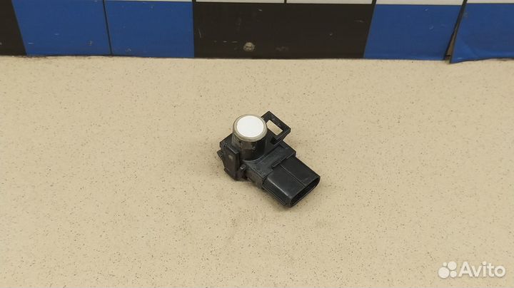 Датчик парковки Land Cruiser (150) -Prado 2009