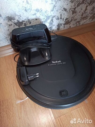 Робот пылесос tefal 20. на запчасти