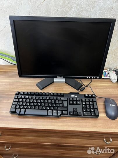 Монитор dell