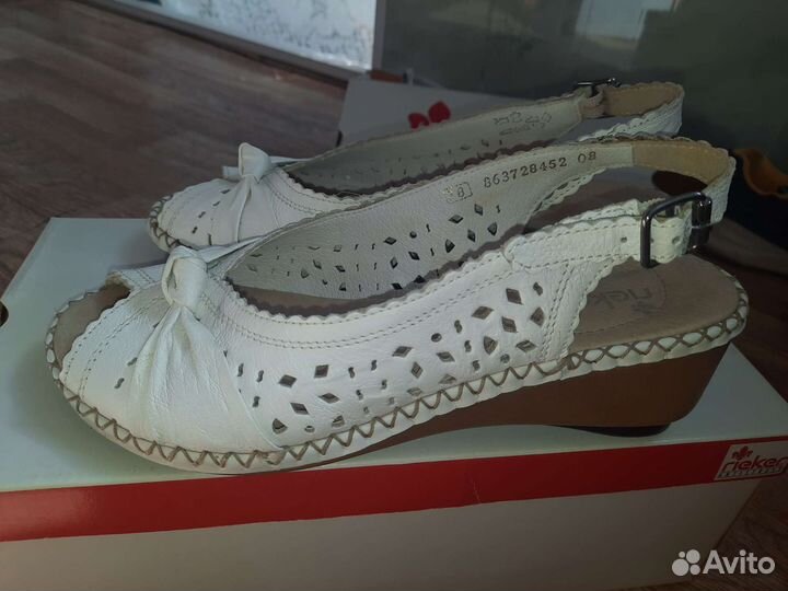 Босоножки Rieker 38