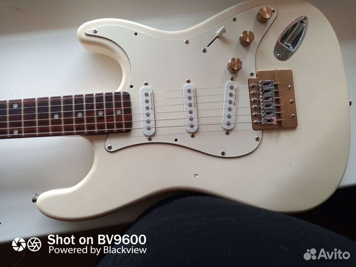 Электрогитара fender