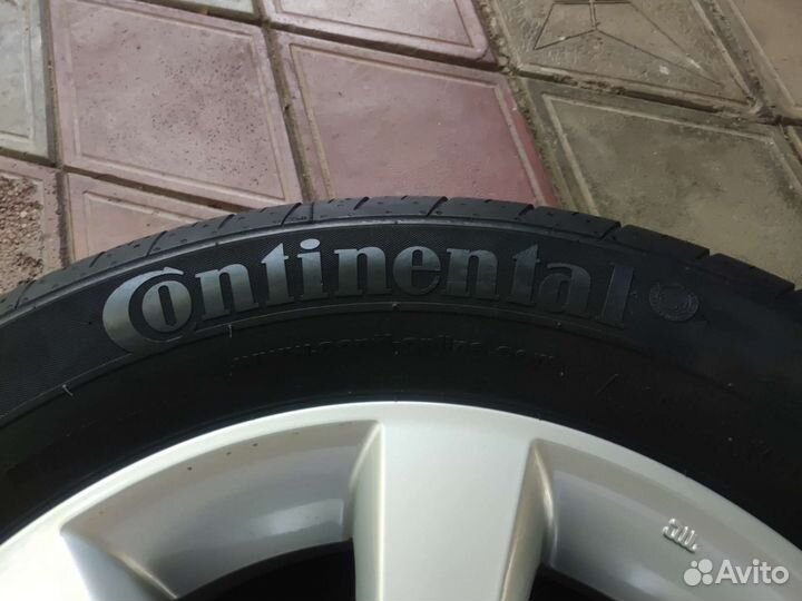 Continental ContiPremiumContact 2 195/65 R15 91N