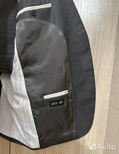 Костюм мужской классический