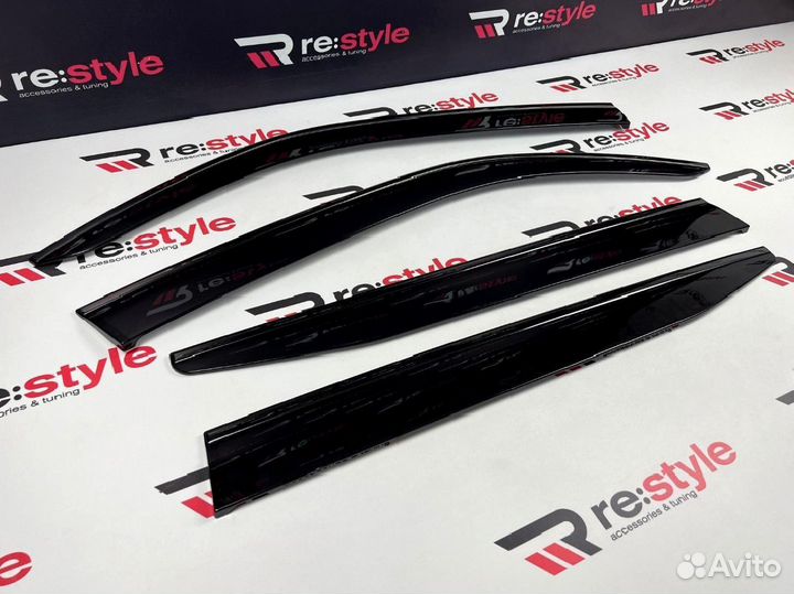 Ветровики Toyota Land Cruiser 300 Темный