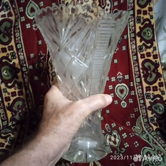 Ваза хрустальная высокая