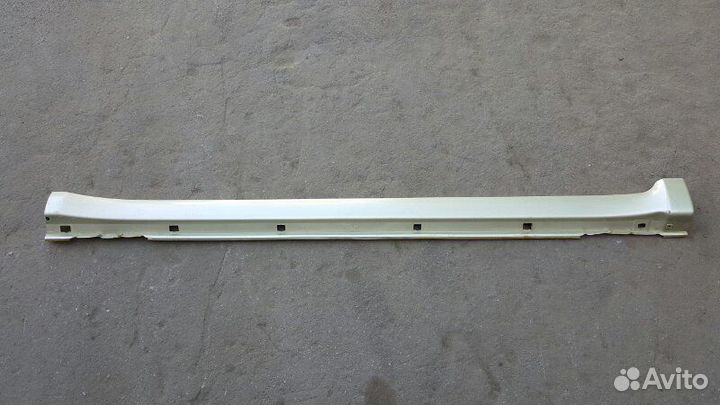 Накладка порога правая Subaru Forester SG5 EJ205