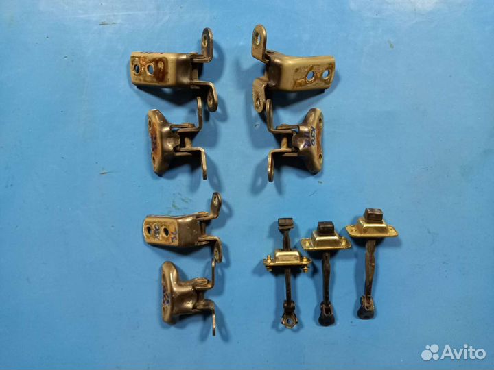 Петли двери lifan x50