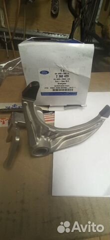 Вилка переключения передач 2360429