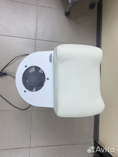 Подставка педикюрная с пылесосом