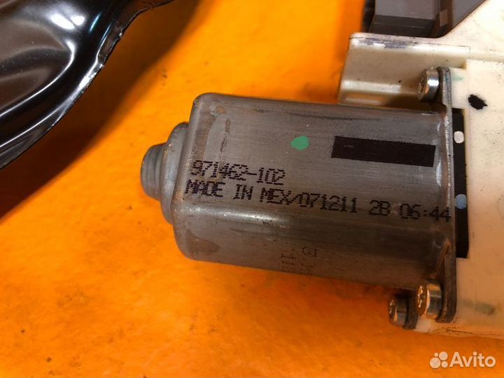 Стеклоподъемник двери передний левый Ford Edge