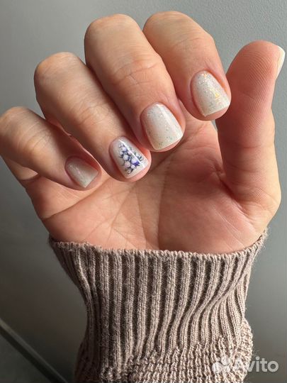 Маникюр, покрытие гель лаком, наращивание