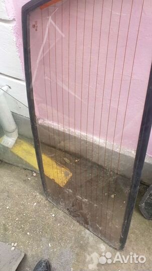 Задние стекло Ваз 2115