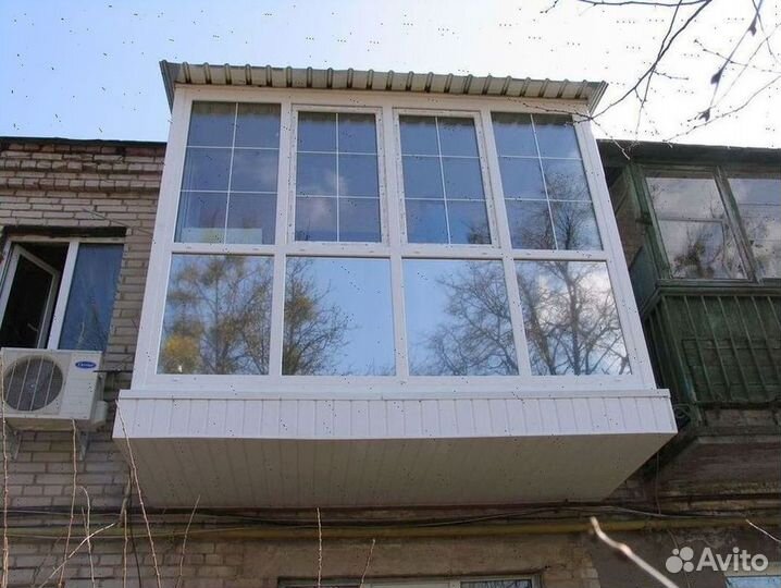 Пластиковый балкон Панорамное остекление