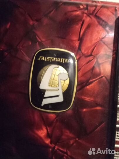 Аккордеон weltmeister 4/4