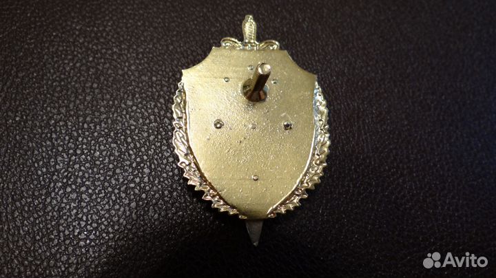 Нагрудный знак 100 лет вчк-кгб-фсб и другие знаки