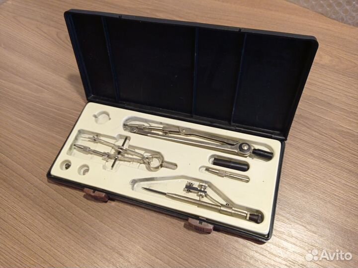 Набор для черчения