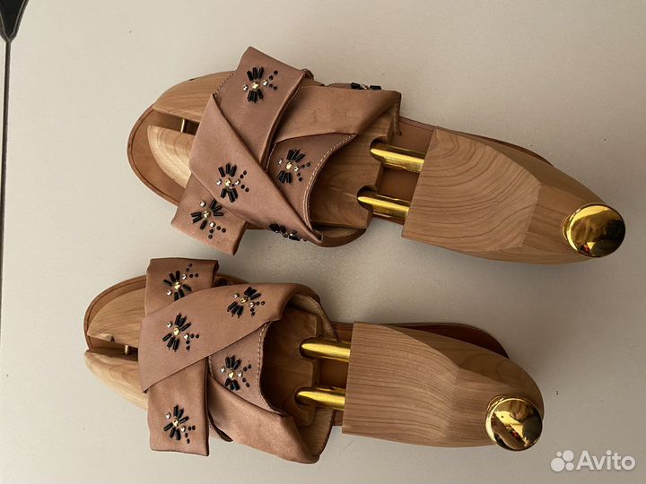 Carlo pazolini сандалии мюли шелк вышивка