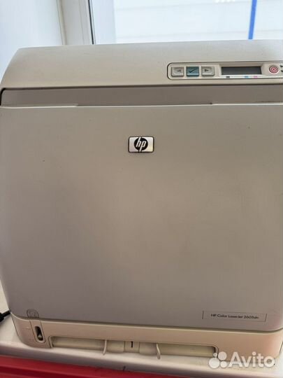 Принтер HP Color LaserJet 2605dn