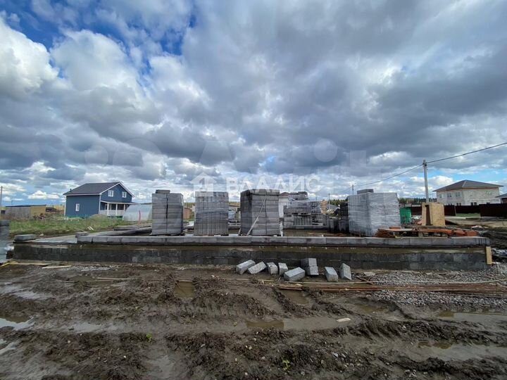 Дом 194 м² на участке 8 сот.