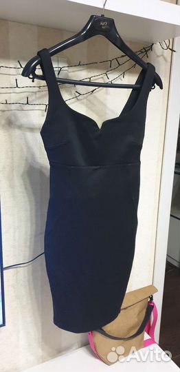 Платье Bershka