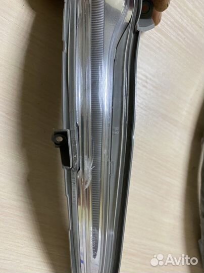 Повторитель поворота левый и правый mercedes w 205