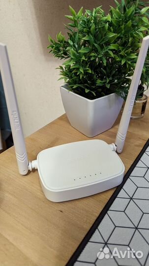 WiFi роутер Tenda N301