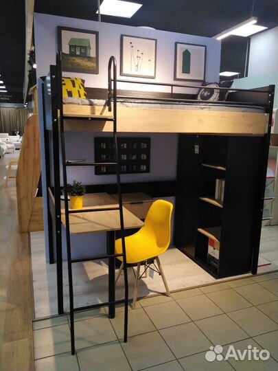 Детская кровать чердак с рабочей зоной