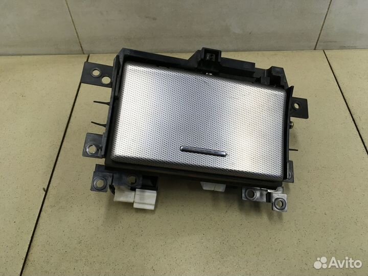 Пепельница передняя FX (S50) 2003-2007