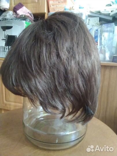 Парик с короткой стрижкой