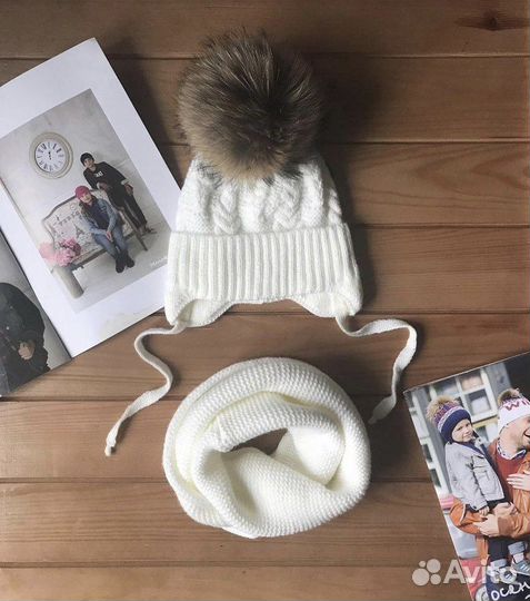 Комплект шапка и шарф с натуральным помпоном