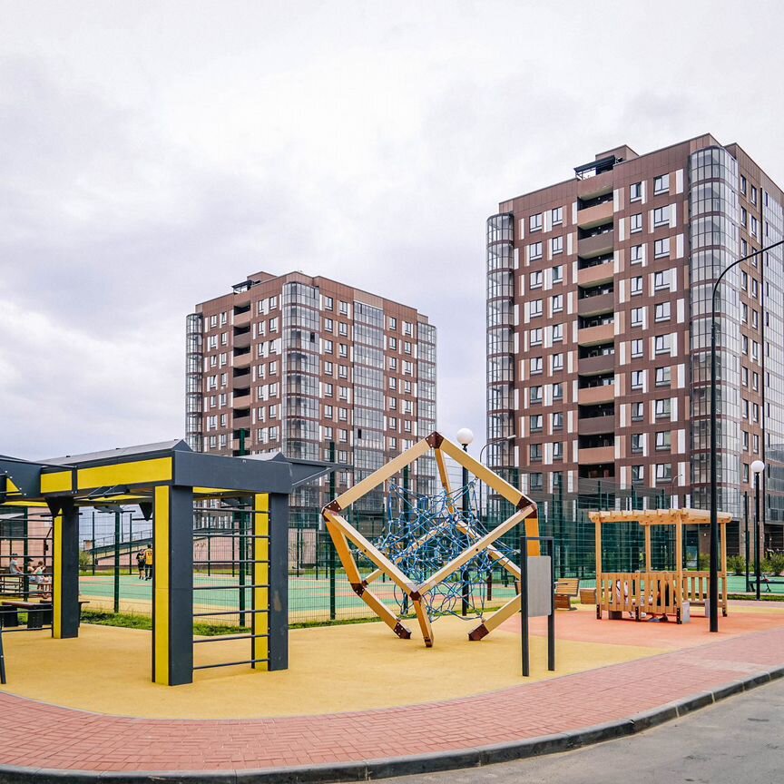 2-к. квартира, 67 м², 2/12 эт.