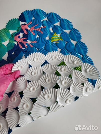 Коврик для ванн на присосках