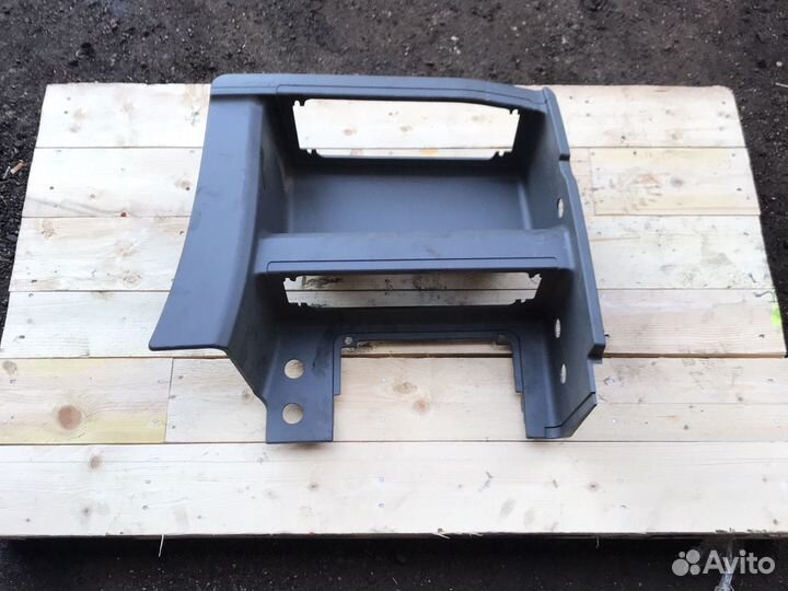 Подножка Mercedes Benz Actros