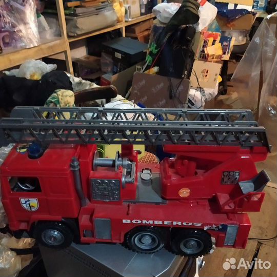 Кран игрушечный