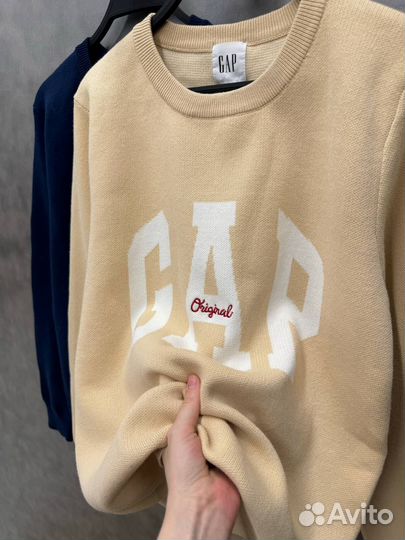 Теплый свитер Gap
