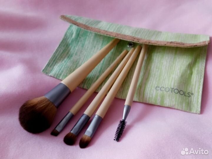 Кисти для макияжа Ecotools