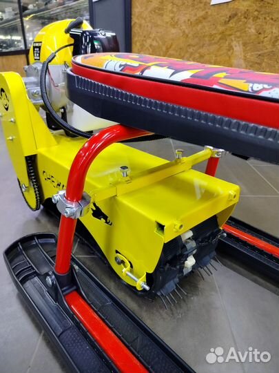 Снегоход бензиновый