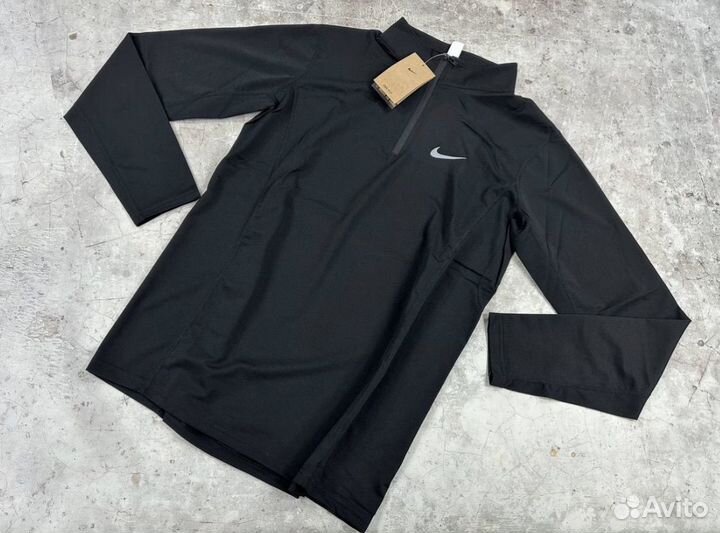 Лонгслив Nike Dri-Fit спортивный