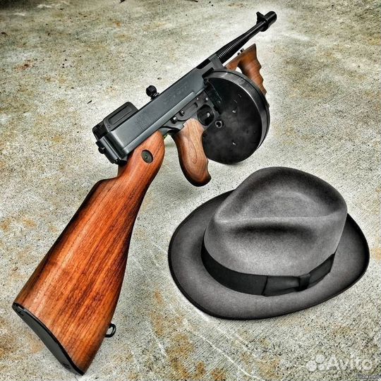 Аренда муляжа автомата Томпсона