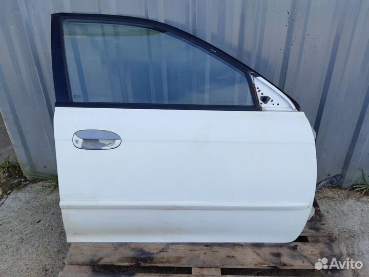 Дверь передняя правая Киа Спектра