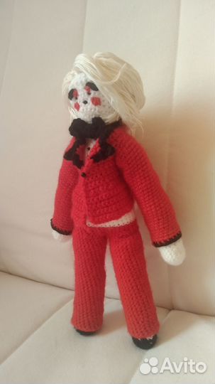 Вязаная кукла Чарли 