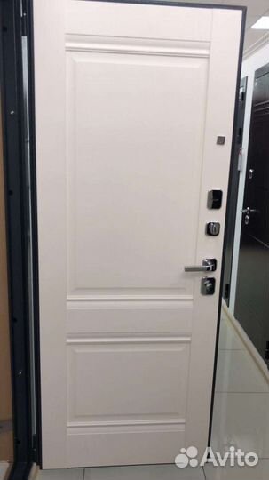 Дверь входная Porta r-4