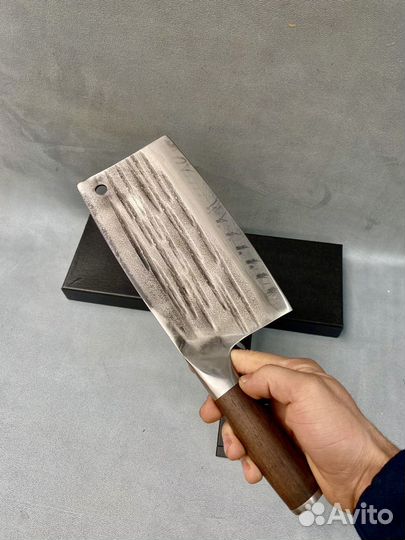 Нож-топорик для рубки и разделки мяса, топор