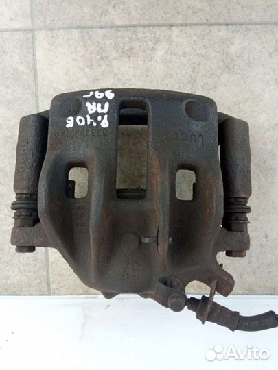 Суппорт тормозной передний правый Peugeot 406