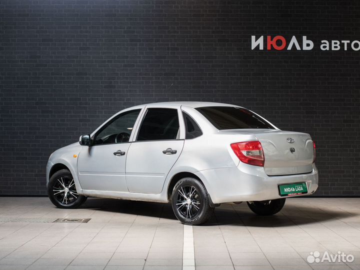 LADA Granta 1.6 МТ, 2015, 137 000 км