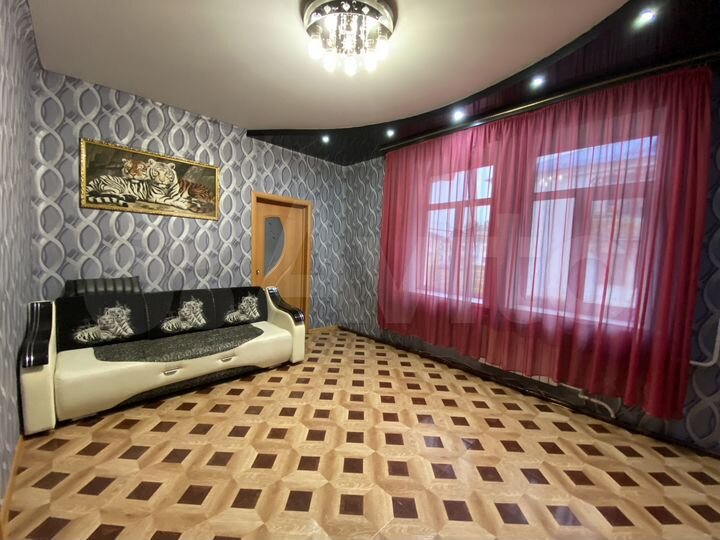 3-к. квартира, 65 м², 1/2 эт.